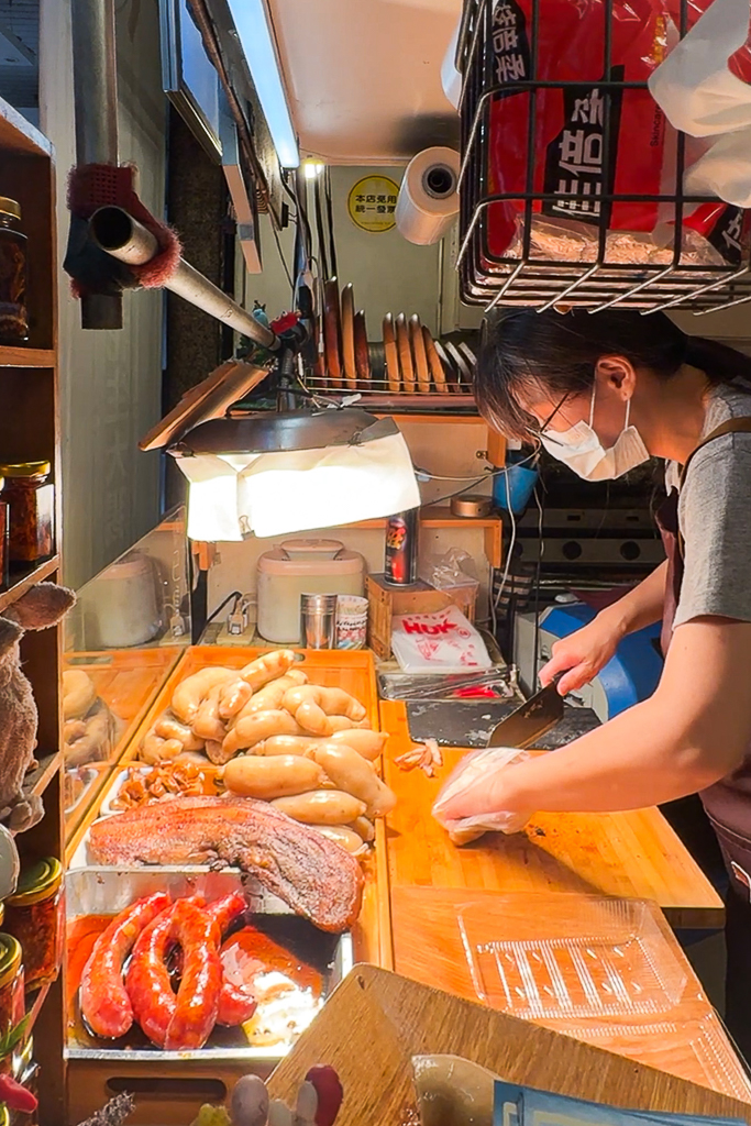 台中南屯|馬妞手工花生大腸.真材實料的古早味,手工製作新鮮好吃 @飛天璇的口袋 台中南屯|馬妞手工花生大腸.真材實料的古早味,手工製作新鮮好吃 @飛天璇的口袋