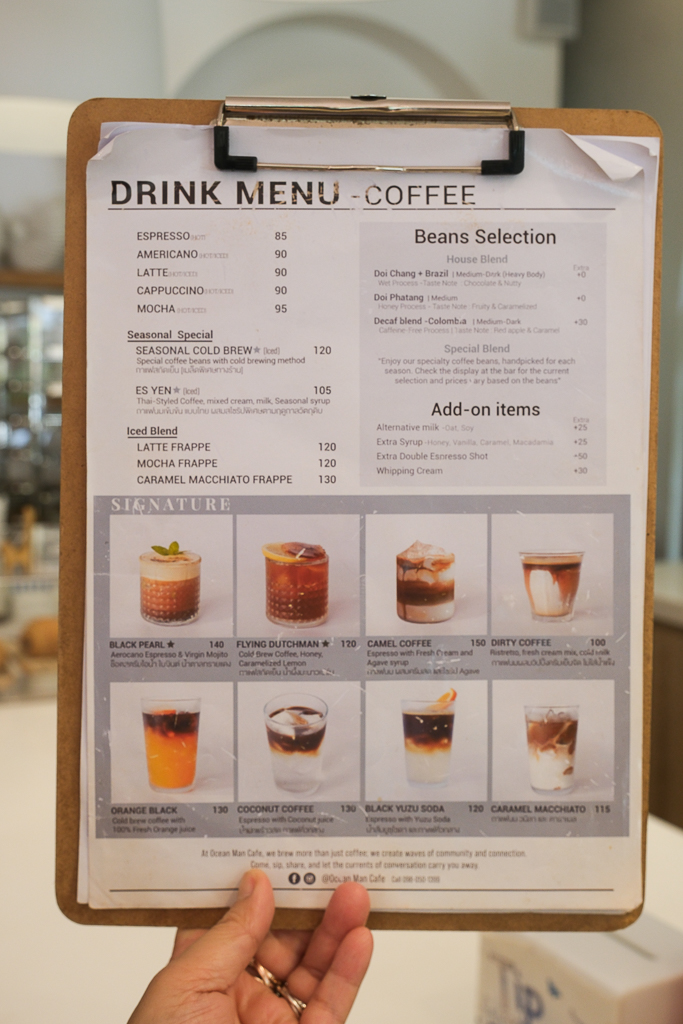 泰國攀牙｜Ocean Man Cafe．數位遊牧的咖啡館天堂，以電影神鬼奇航為意象咖啡 @飛天璇的口袋