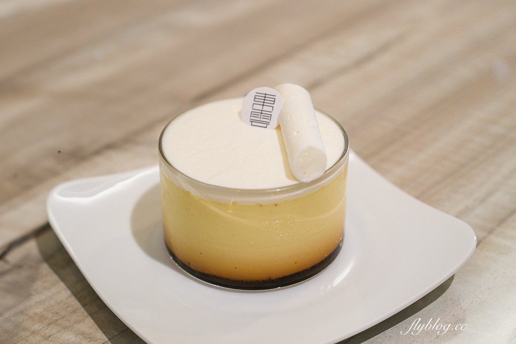 台中西區｜東雲甜點．吃得到名古屋千層蛋糕，日式蛋糕和常溫甜點都有水準 @飛天璇的口袋