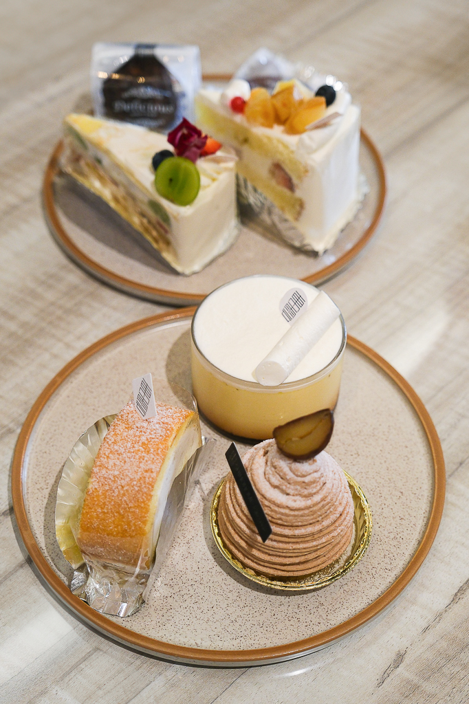 台中西區｜東雲甜點．吃得到名古屋千層蛋糕，日式蛋糕和常溫甜點都有水準 @飛天璇的口袋