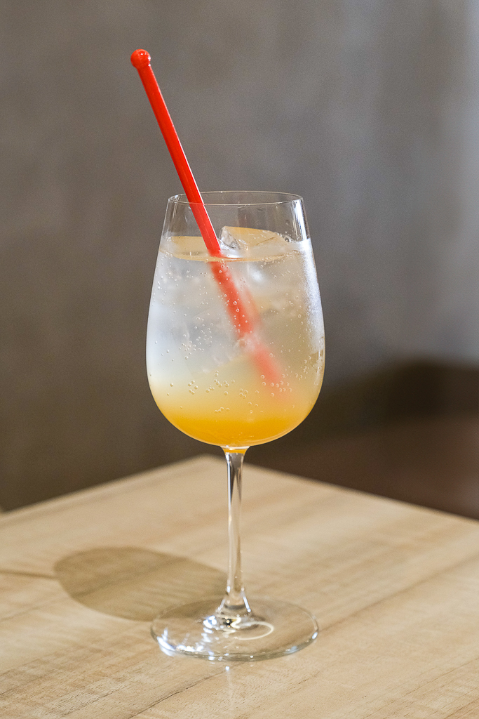 台中西區｜東雲甜點．吃得到名古屋千層蛋糕，日式蛋糕和常溫甜點都有水準 @飛天璇的口袋