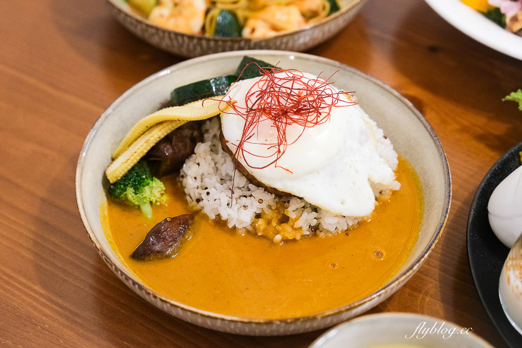 台中南屯｜壹野餐桌 Yuun’s Table．溪木新品牌，提供酸種麵包早午餐和義大利麵 @飛天璇的口袋