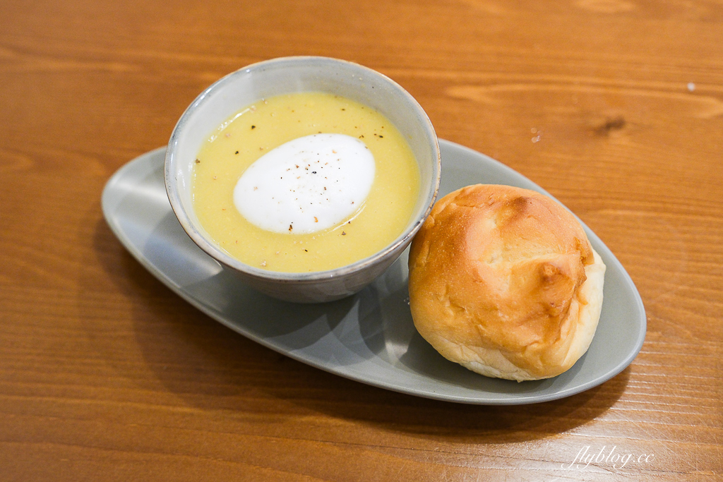 台中南屯｜壹野餐桌 Yuun’s Table．溪木新品牌，提供酸種麵包早午餐和義大利麵 @飛天璇的口袋
