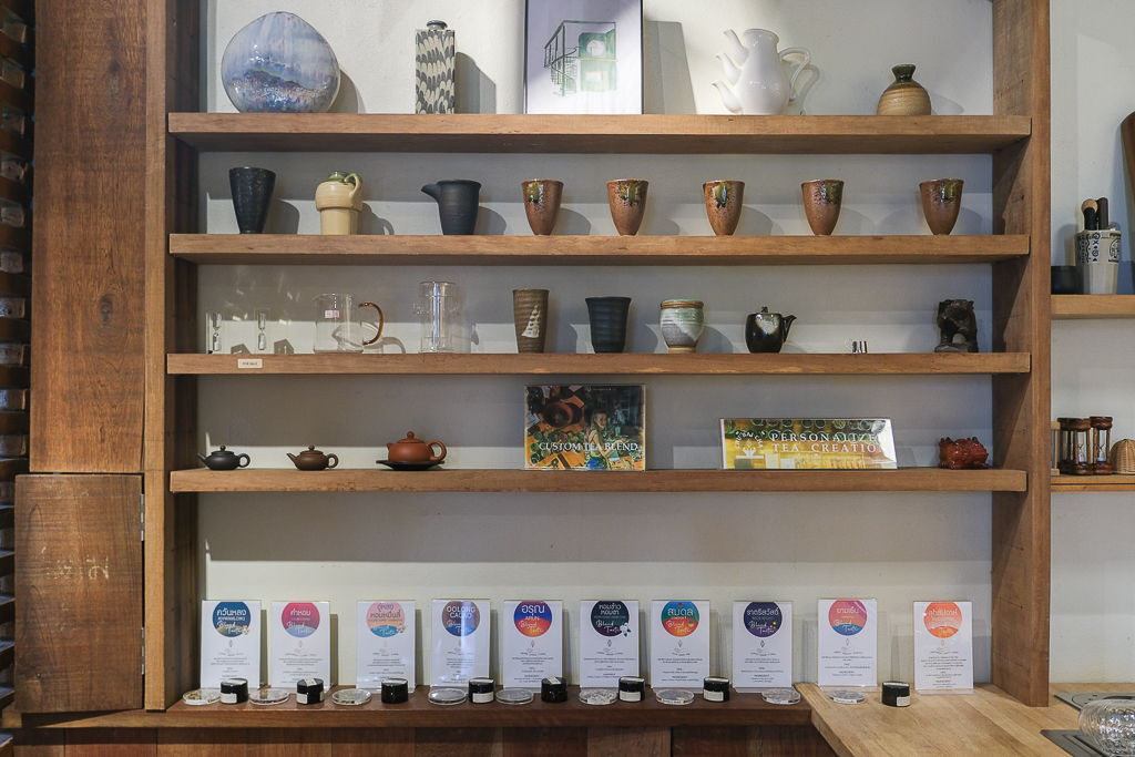泰國攀牙｜Ban Bai Tea Cafe บ้านใบ．攀牙文青風茶店，結合茶、咖啡和點心 @飛天璇的口袋