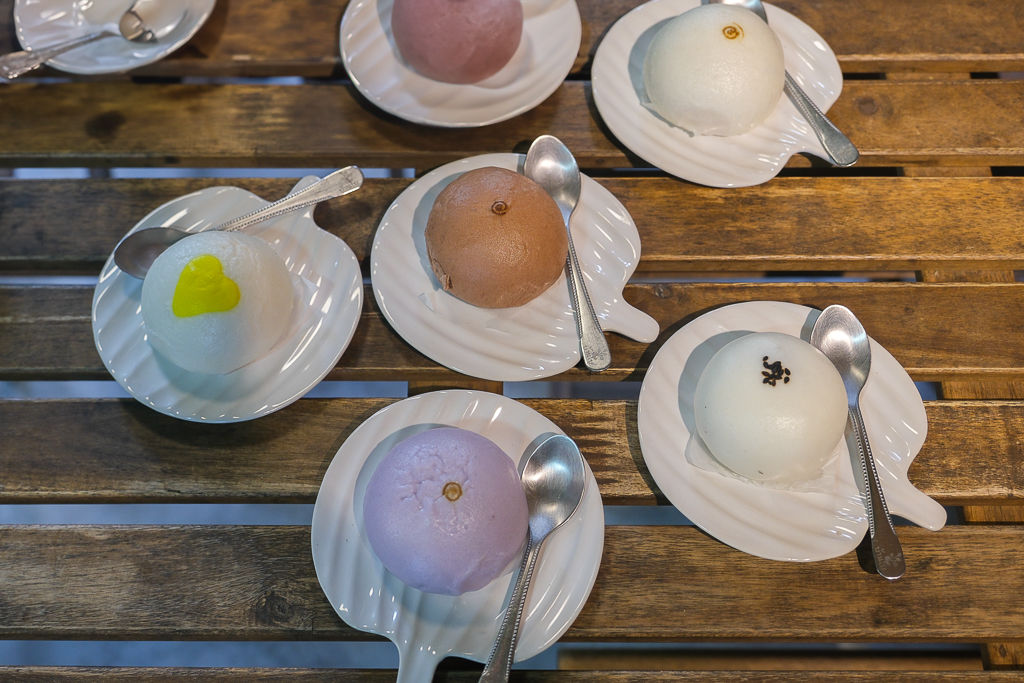 泰國攀牙｜Ban Bai Tea Cafe บ้านใบ．攀牙文青風茶店，結合茶、咖啡和點心 @飛天璇的口袋