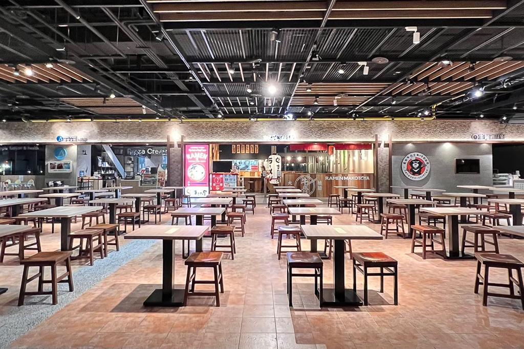 桃園旅遊｜桃園機場第二航廈．近距離看飛機起降、復古美食街、免費休息區、機場飯店 @飛天璇的口袋