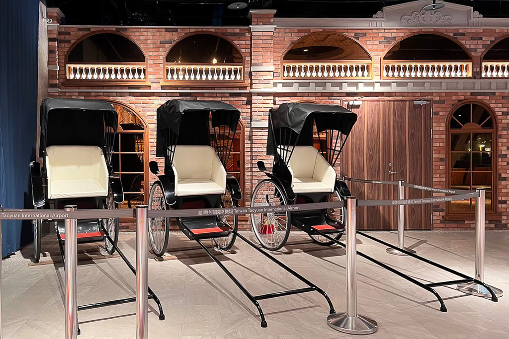 桃園旅遊｜桃園機場第二航廈．近距離看飛機起降、復古美食街、免費休息區、機場飯店 @飛天璇的口袋