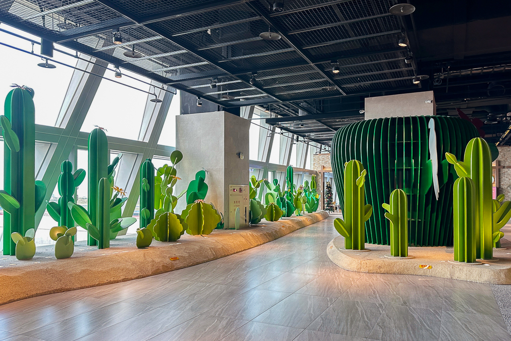 桃園旅遊｜桃園機場第二航廈．近距離看飛機起降、復古美食街、免費休息區、機場飯店 @飛天璇的口袋