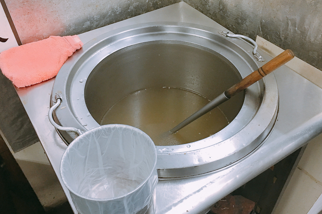 台中北區|和記傻瓜麵.一中學子讀書的回憶,簡單的黑醋醬油成就一碗經典 @飛天璇的口袋 台中北區|和記傻瓜麵.一中學子讀書的回憶,簡單的黑醋醬油成就一碗經典 @飛天璇的口袋