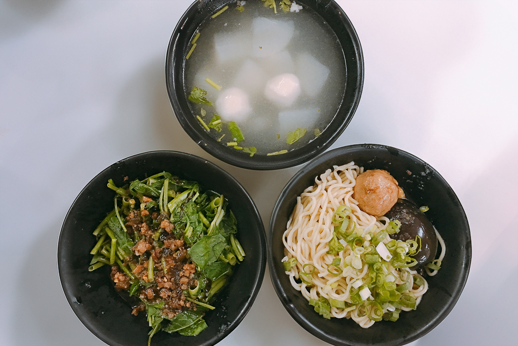 台中北區|和記傻瓜麵.一中學子讀書的回憶,簡單的黑醋醬油成就一碗經典 @飛天璇的口袋 台中北區|和記傻瓜麵.一中學子讀書的回憶,簡單的黑醋醬油成就一碗經典 @飛天璇的口袋