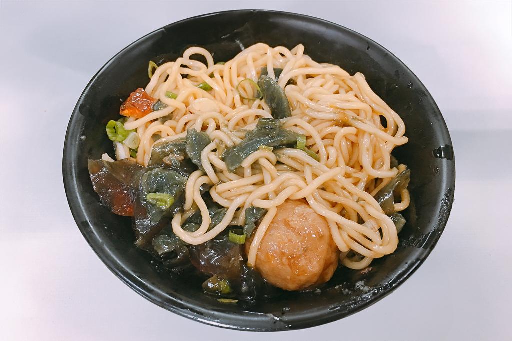 台中北區|和記傻瓜麵.一中學子讀書的回憶,簡單的黑醋醬油成就一碗經典 @飛天璇的口袋 台中北區|和記傻瓜麵.一中學子讀書的回憶,簡單的黑醋醬油成就一碗經典 @飛天璇的口袋