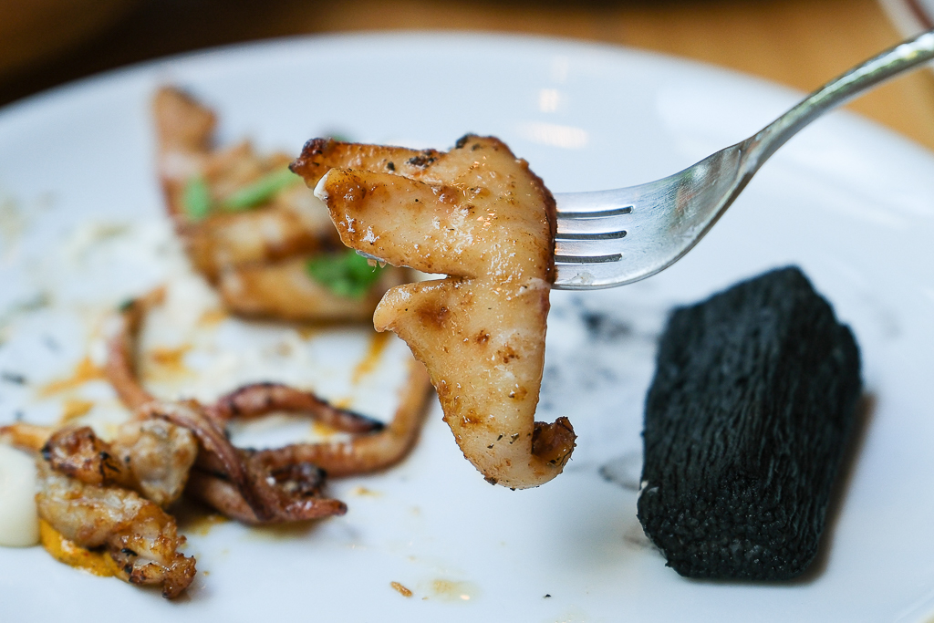 台中西區｜台中直火料理 FORE．龍眼木直火柴燒牛排．台中美術館玻璃屋餐廳 @飛天璇的口袋