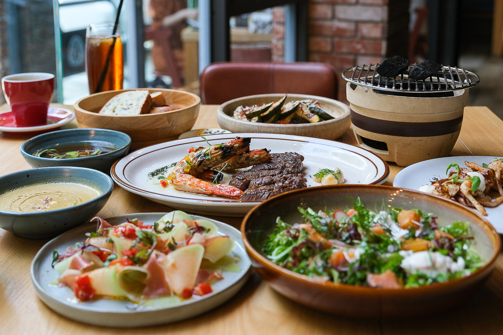 台中西區｜台中直火料理 FORE．龍眼木直火柴燒牛排．台中美術館玻璃屋餐廳 @飛天璇的口袋