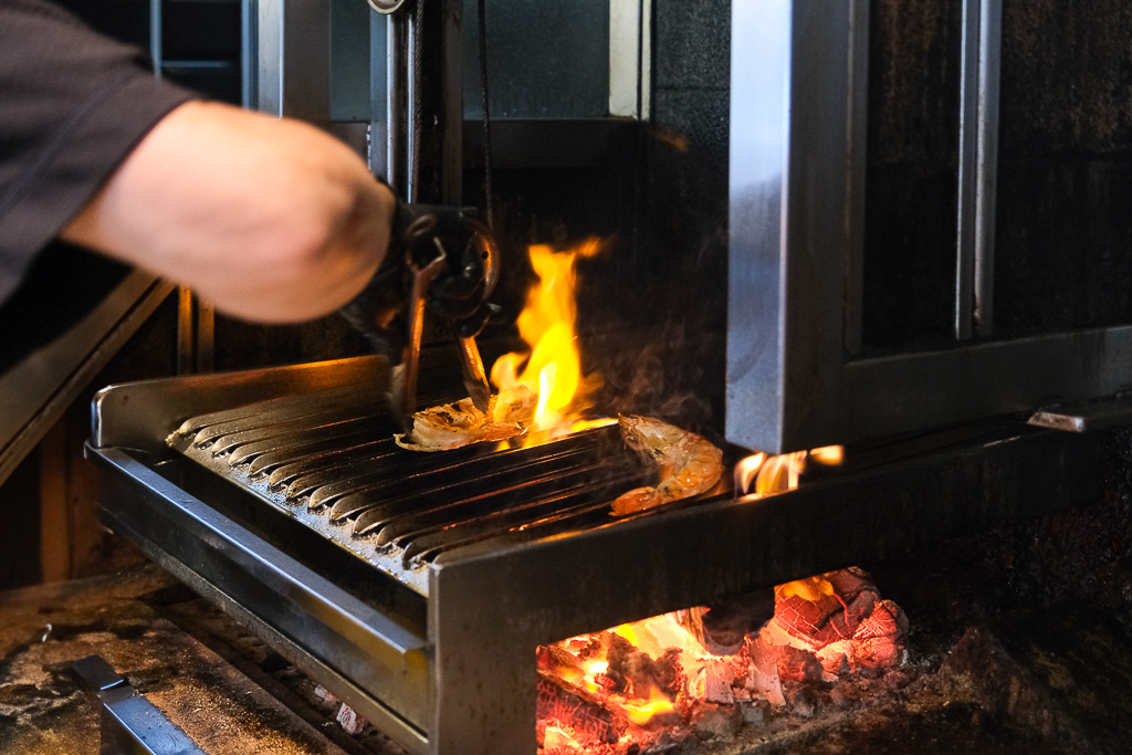 台中西區｜台中直火料理 FORE．龍眼木直火柴燒牛排．台中美術館玻璃屋餐廳 @飛天璇的口袋