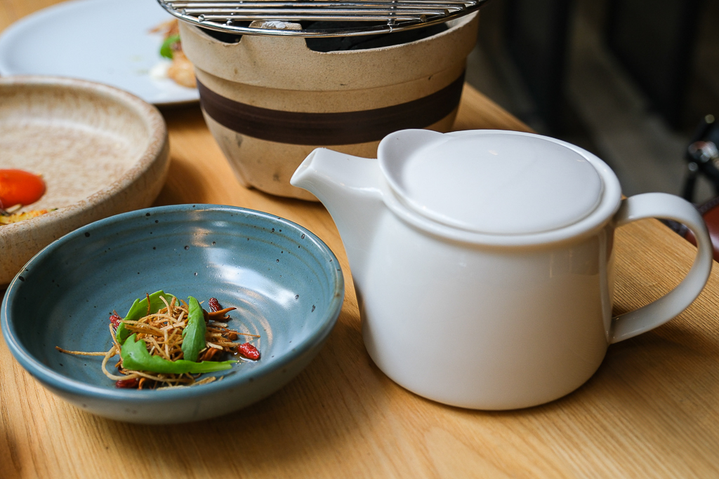 台中西區｜台中直火料理 FORE．龍眼木直火柴燒牛排．台中美術館玻璃屋餐廳 @飛天璇的口袋