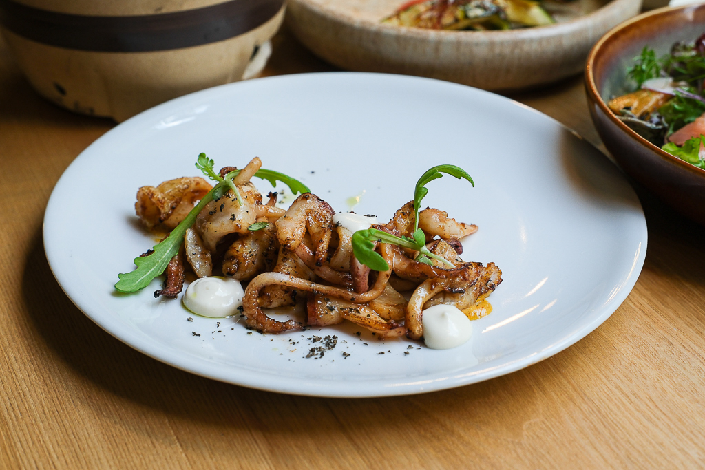 台中西區｜台中直火料理 FORE．龍眼木直火柴燒牛排．台中美術館玻璃屋餐廳 @飛天璇的口袋