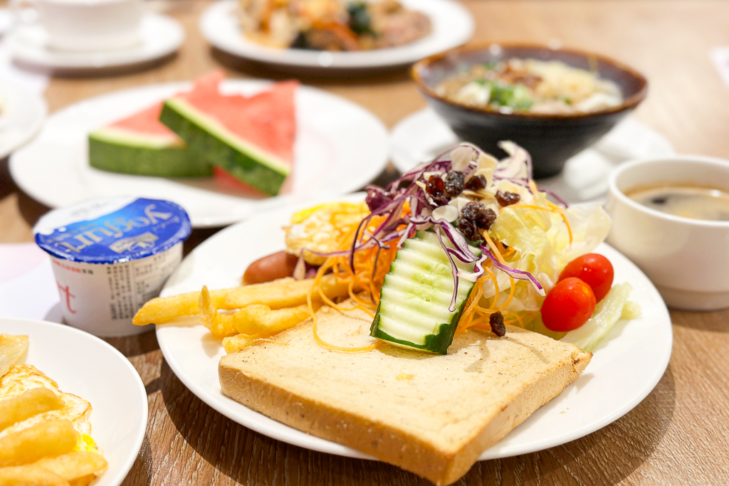 高雄鹽埕｜福容大飯店．鄰近愛河和駁二特區，交通方便地理位置好 @飛天璇的口袋