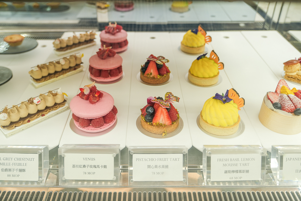 澳門路氹｜摩珀斯酒廊 Morpheus Lounge．澳門奢華七星級酒店，品嚐精緻法式甜點 @飛天璇的口袋