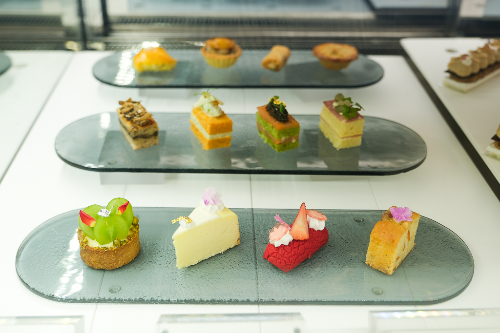 澳門路氹｜摩珀斯酒廊 Morpheus Lounge．澳門奢華七星級酒店，品嚐精緻法式甜點 @飛天璇的口袋