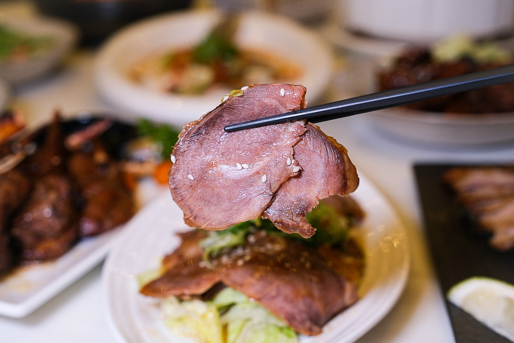 台中北屯｜鴻龍宴活蝦料理．8人套餐4599元10道佳餚，2025台中父親節餐廳推薦 @飛天璇的口袋