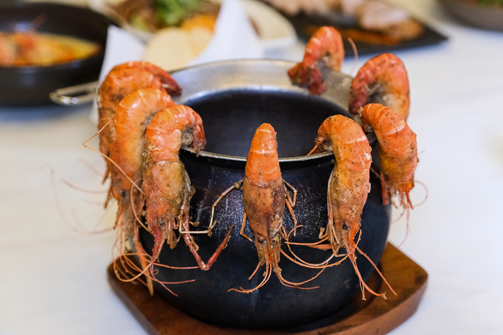 台中北屯｜鴻龍宴活蝦料理．8人套餐4599元10道佳餚，2025台中父親節餐廳推薦 @飛天璇的口袋
