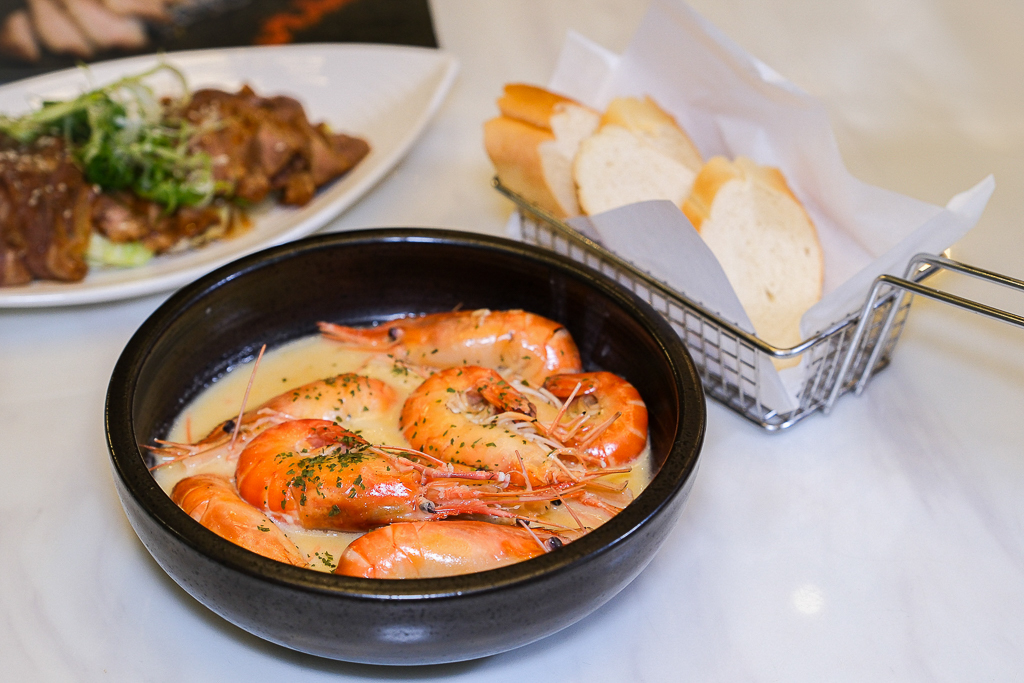 台中北屯｜鴻龍宴活蝦料理．8人套餐4599元10道佳餚，2025台中父親節餐廳推薦 @飛天璇的口袋