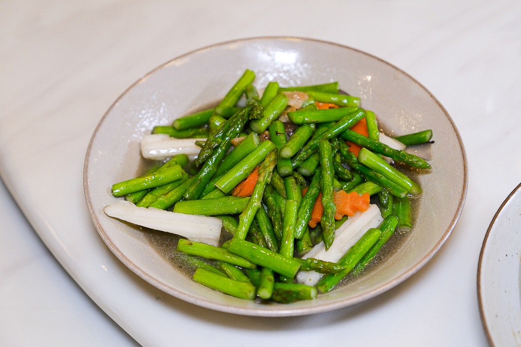 台中北屯｜鴻龍宴活蝦料理．8人套餐4599元10道佳餚，2025台中父親節餐廳推薦 @飛天璇的口袋