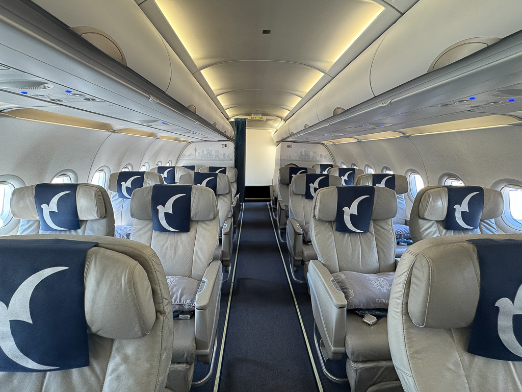 中國澳門｜澳門航空 Air Macau．NX631 台北-澳門 空中巴士320，經濟艙餐點分享 @飛天璇的口袋