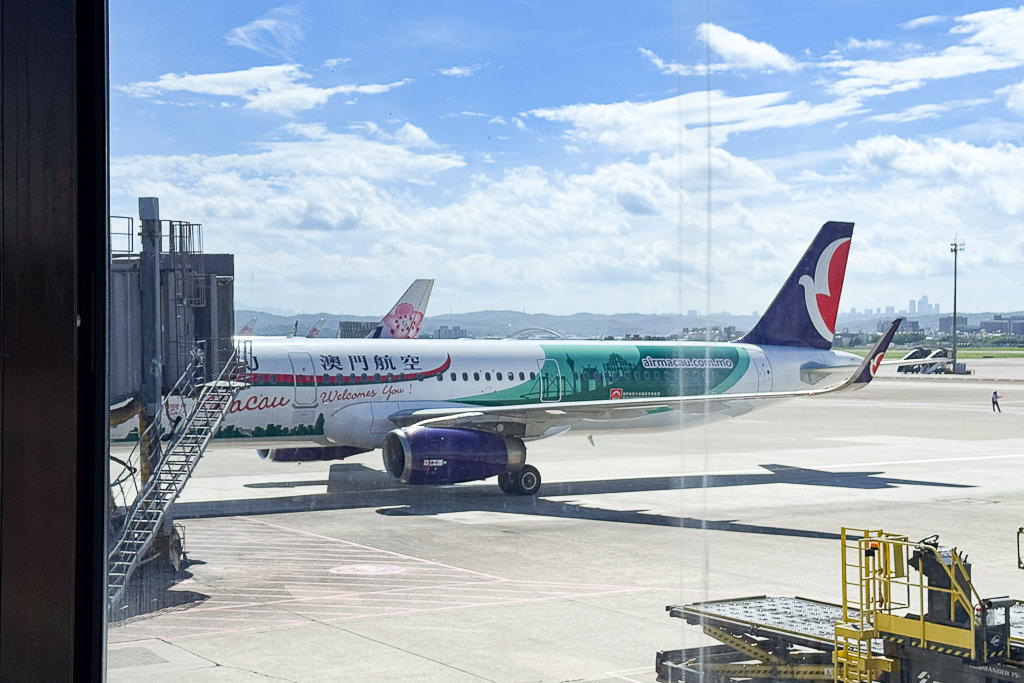 中國澳門｜澳門航空 Air Macau．NX631 台北-澳門 空中巴士320，經濟艙餐點分享 @飛天璇的口袋