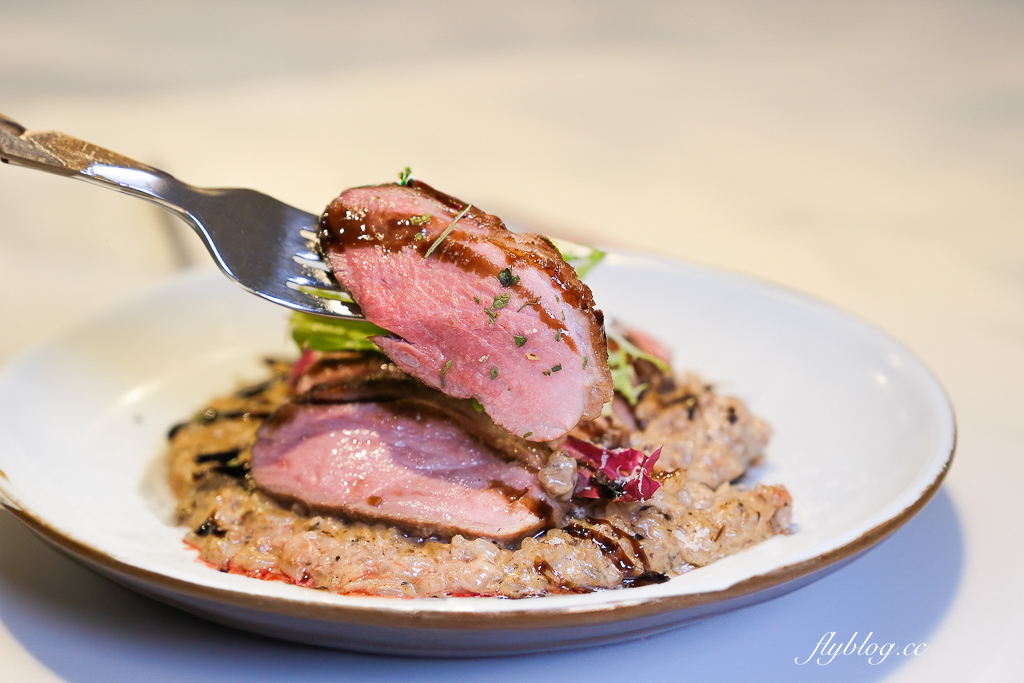 台中西區｜打盹Nap&Knife．廣三SOGO百貨美食餐廳，Google評論4.7顆星台中義大利麵 @飛天璇的口袋