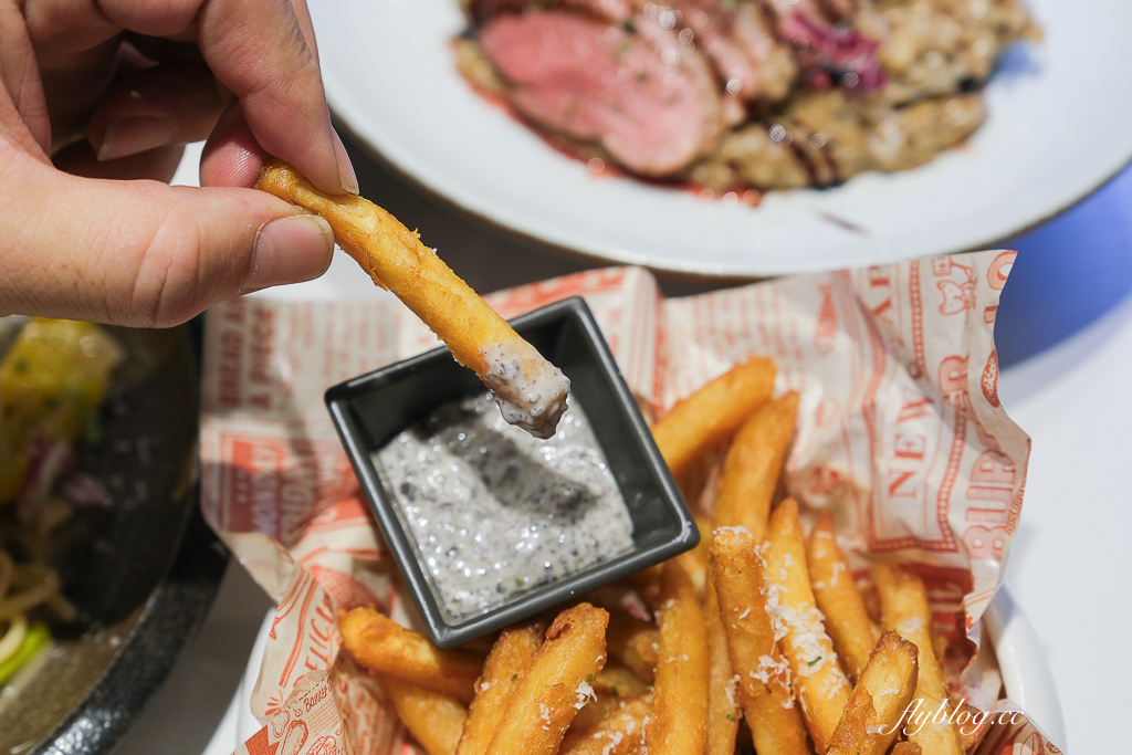 台中西區｜打盹Nap&Knife．廣三SOGO百貨美食餐廳，Google評論4.7顆星台中義大利麵 @飛天璇的口袋