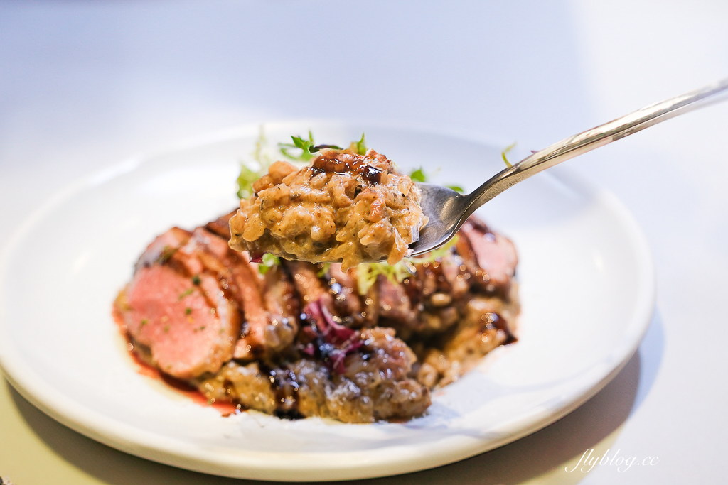 台中西區｜打盹Nap&Knife．廣三SOGO百貨美食餐廳，Google評論4.7顆星台中義大利麵 @飛天璇的口袋