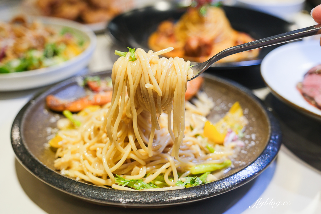 台中西區｜打盹Nap&Knife．廣三SOGO百貨美食餐廳，Google評論4.7顆星台中義大利麵 @飛天璇的口袋