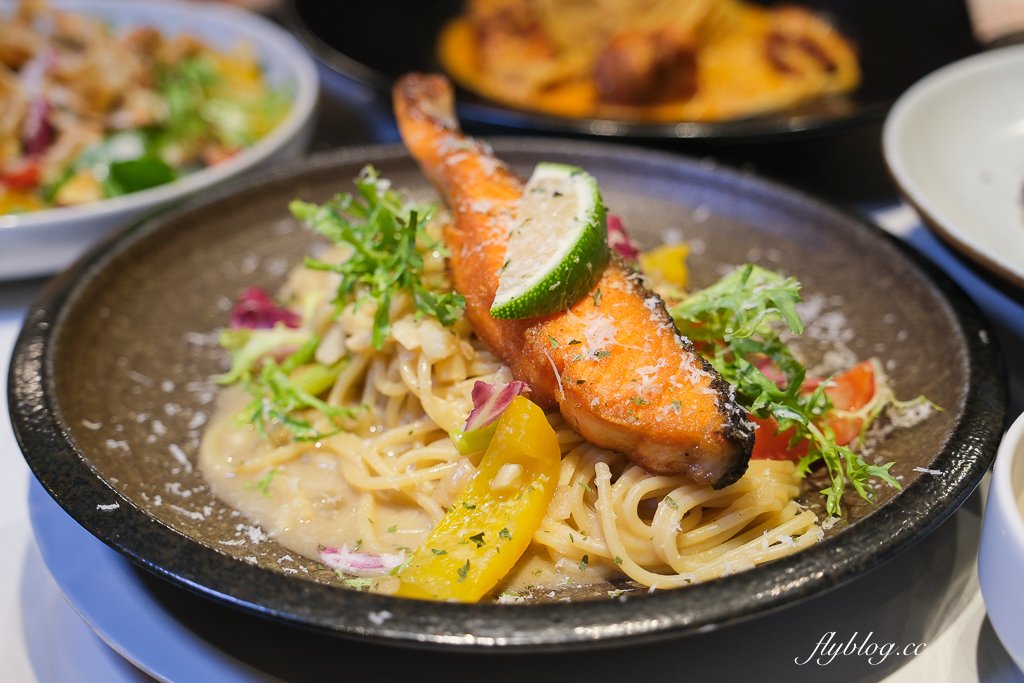 台中西區｜打盹Nap&Knife．廣三SOGO百貨美食餐廳，Google評論4.7顆星台中義大利麵 @飛天璇的口袋