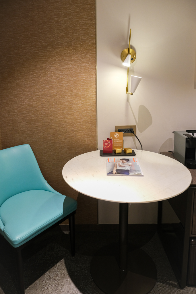 高雄新興｜JOHO HOTEL．下午茶點心吃到飽，早餐可以吃到12點退房 @飛天璇的口袋