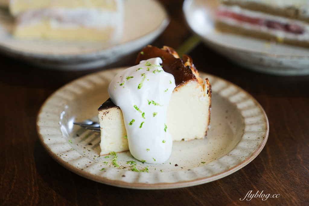 彰化北斗｜與咖啡 And. Coffee Roastery．搬了家空間更提升，甜點更有水準 @飛天璇的口袋