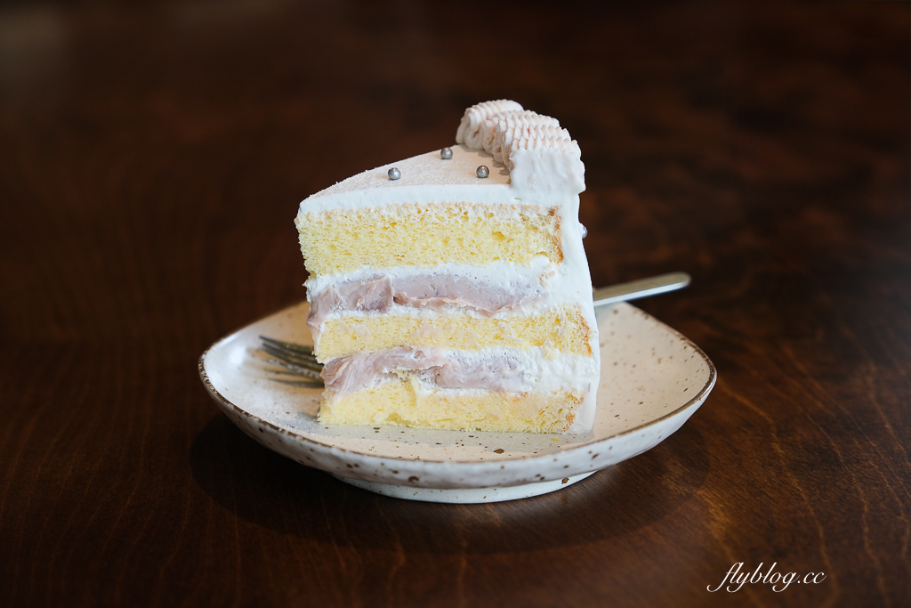 彰化北斗｜與咖啡 And. Coffee Roastery．搬了家空間更提升，甜點更有水準 @飛天璇的口袋