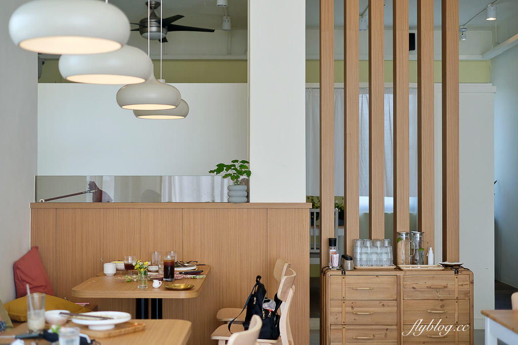 彰化北斗｜晨曦食光．鄉野間獨棟純白建築，北斗文青風質感早午餐 @飛天璇的口袋