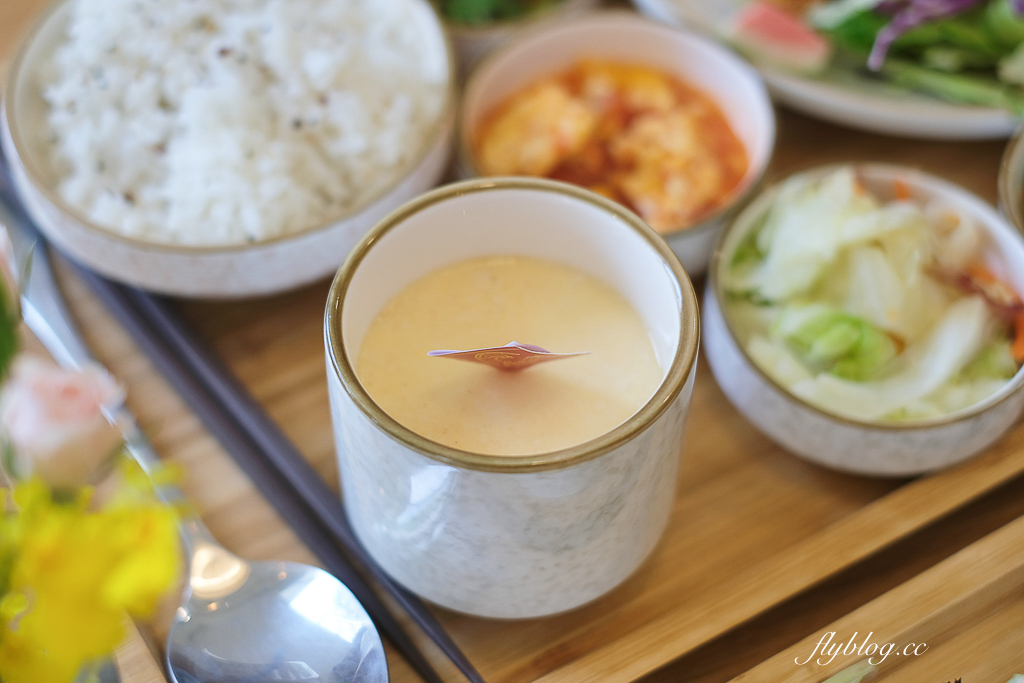 彰化北斗｜晨曦食光．鄉野間獨棟純白建築，北斗文青風質感早午餐 @飛天璇的口袋