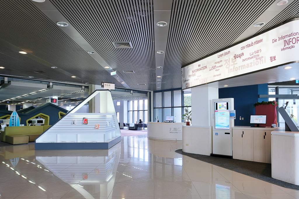 台東景點｜台東大學圖書館．世界8大特色圖書館之首，坐擁大片綠地湖畔美景 @飛天璇的口袋