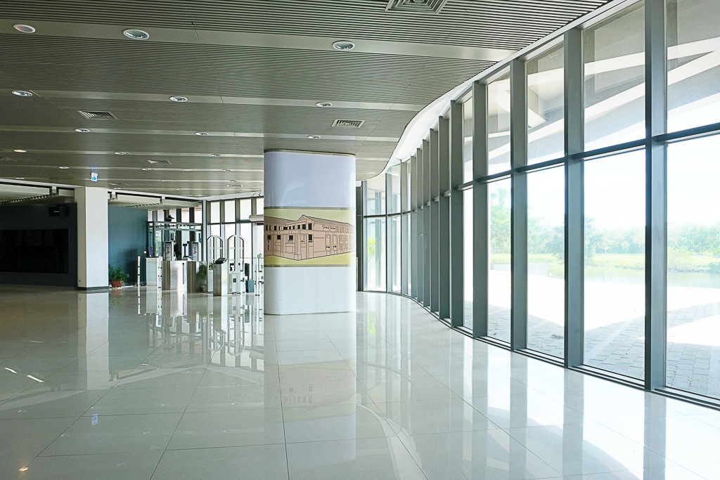 台東景點｜台東大學圖書館．世界8大特色圖書館之首，坐擁大片綠地湖畔美景 @飛天璇的口袋