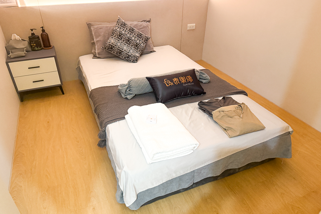 台中南區｜泰樂浠會館 Thai Relax．台中私人按摩會館推薦，完美復刻泰國清邁超強技術 @飛天璇的口袋