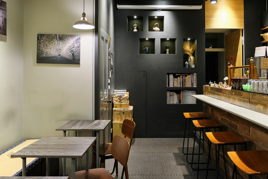 台中西區｜与謝野珈琲 yosano．喝一杯有質感的咖啡， 台中直火烘焙咖啡豆 @飛天璇的口袋