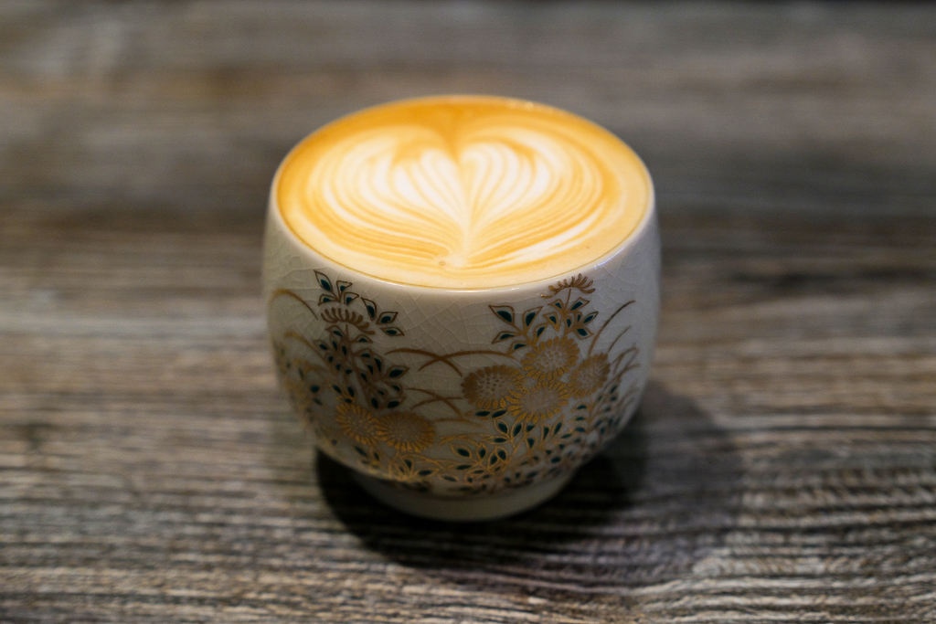 台中西區｜与謝野珈琲 yosano．喝一杯有質感的咖啡， 台中直火烘焙咖啡豆 @飛天璇的口袋