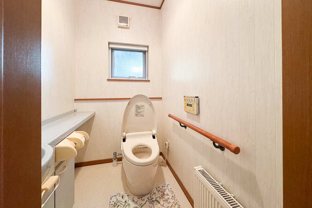 日本北海道｜卓也美瑛微宿．美瑛車站包棟民宿，車站步行7分鐘，鄰近超市和便利商店 @飛天璇的口袋