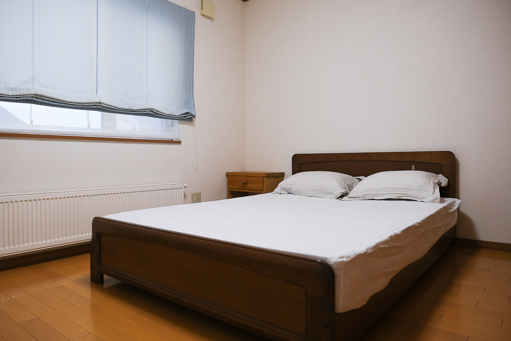 日本北海道｜卓也美瑛微宿．美瑛車站包棟民宿，車站步行7分鐘，鄰近超市和便利商店 @飛天璇的口袋