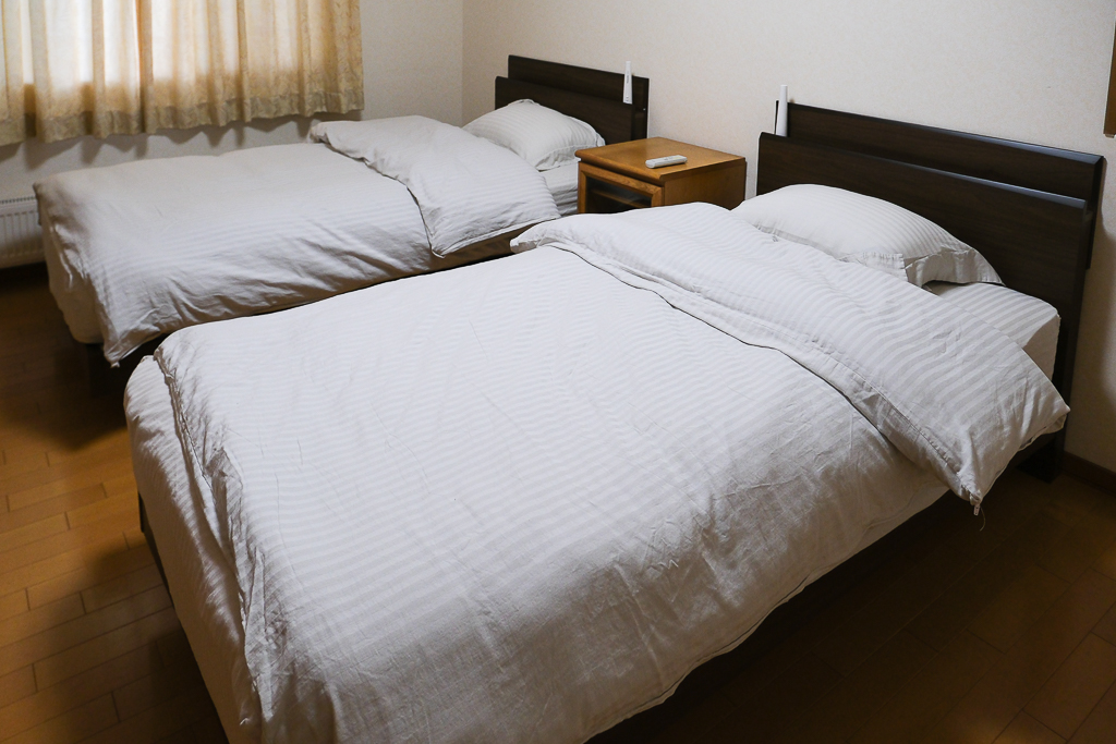 日本北海道｜卓也美瑛微宿．美瑛車站包棟民宿，車站步行7分鐘，鄰近超市和便利商店 @飛天璇的口袋