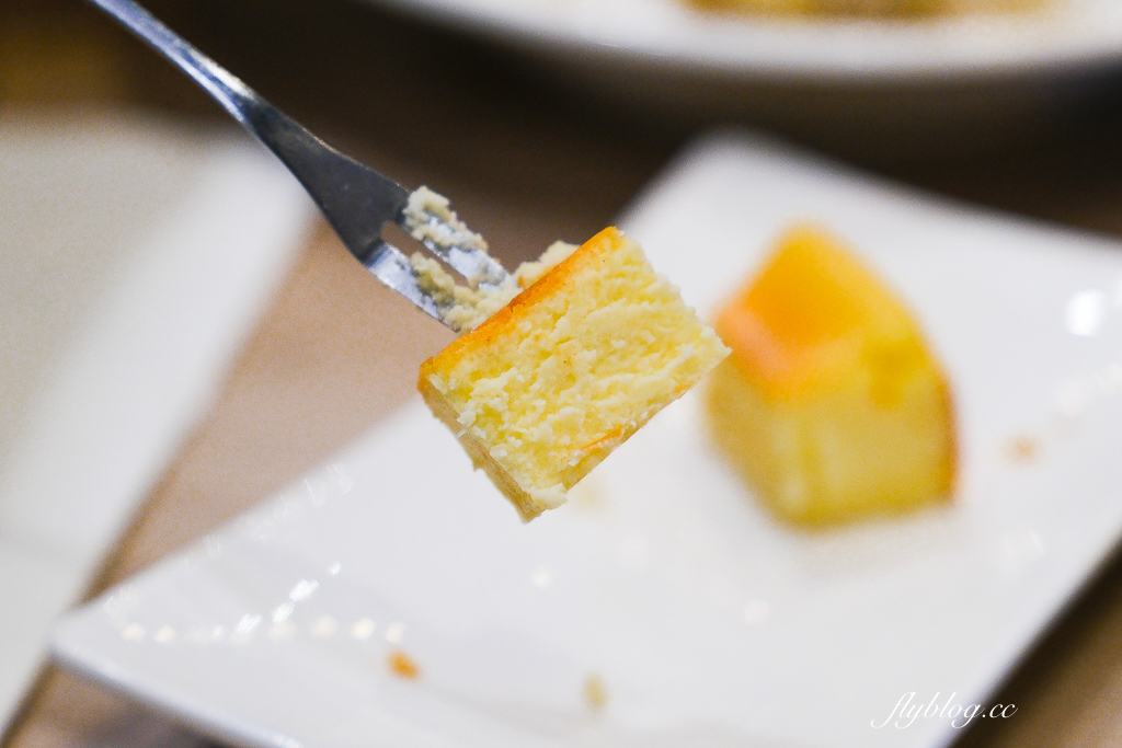 台中東區｜瀧厚炙燒熟成牛排．290元起濕式熟成牛排，湯品飲料無限使用 @飛天璇的口袋