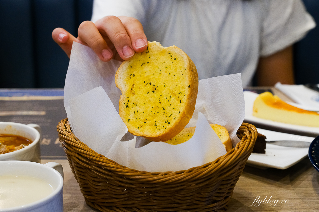 台中東區｜瀧厚炙燒熟成牛排．290元起濕式熟成牛排，湯品飲料無限使用 @飛天璇的口袋