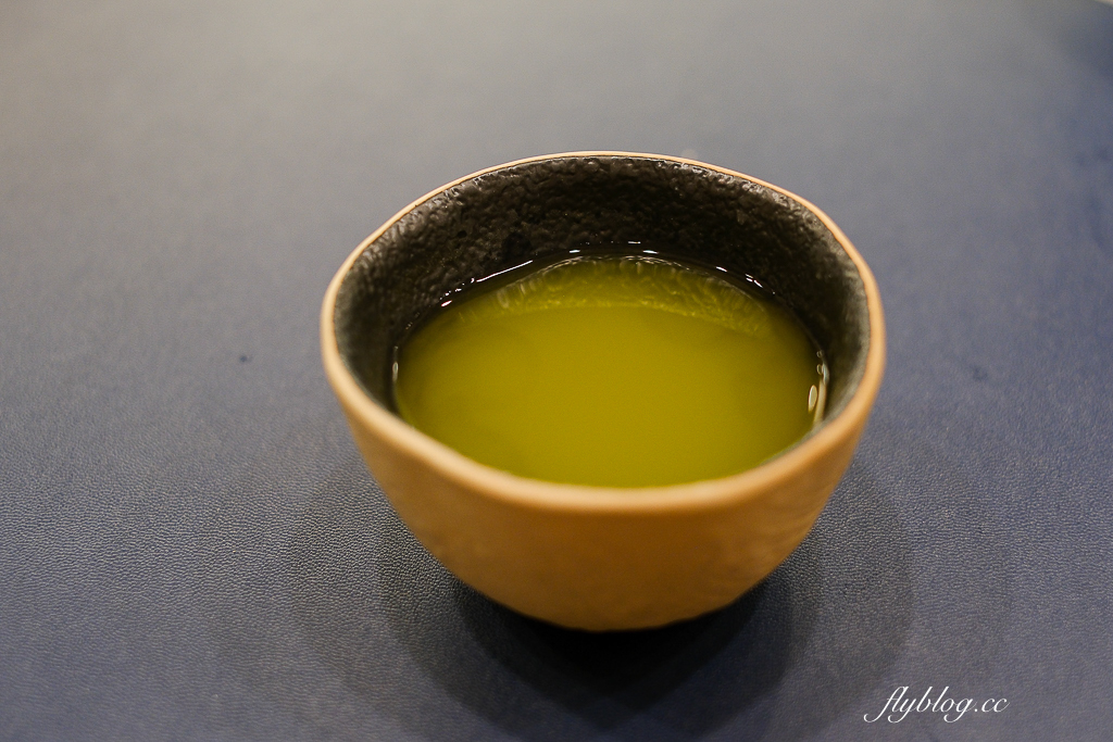 【台中慶生聚餐首選】明水然樂．1600元起台中日式無菜單鐵板燒，慶生約會餐廳推薦 @飛天璇的口袋